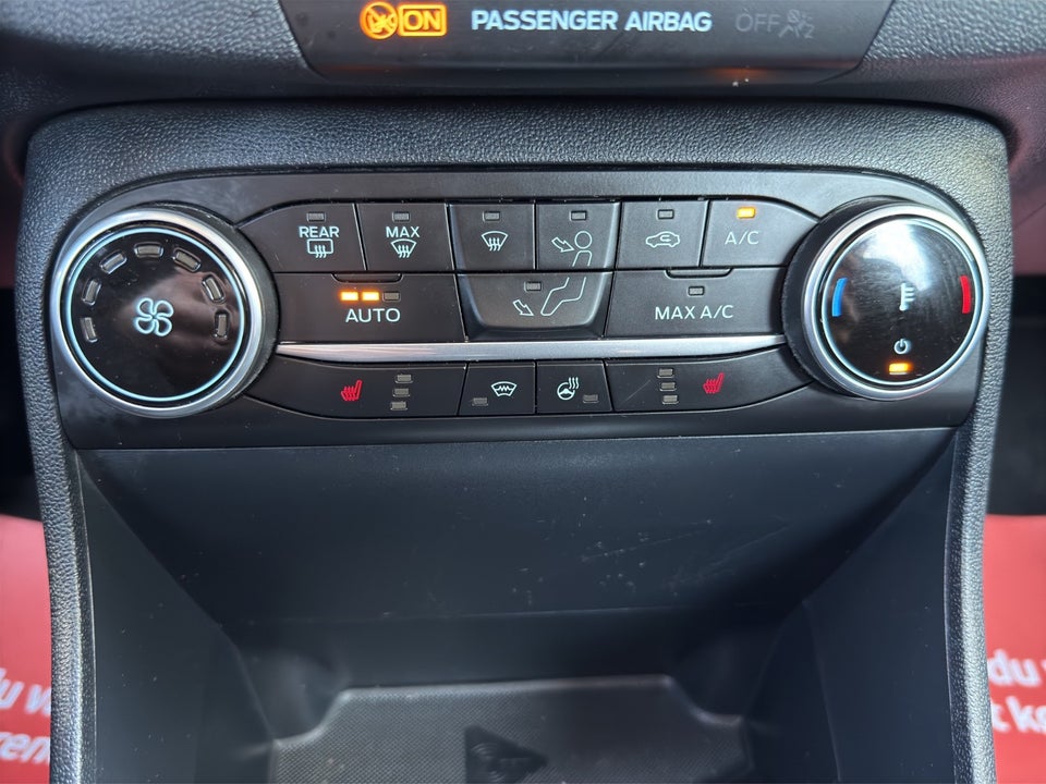 Ford Fiesta 1,0 EcoBoost mHEV Titanium 5d