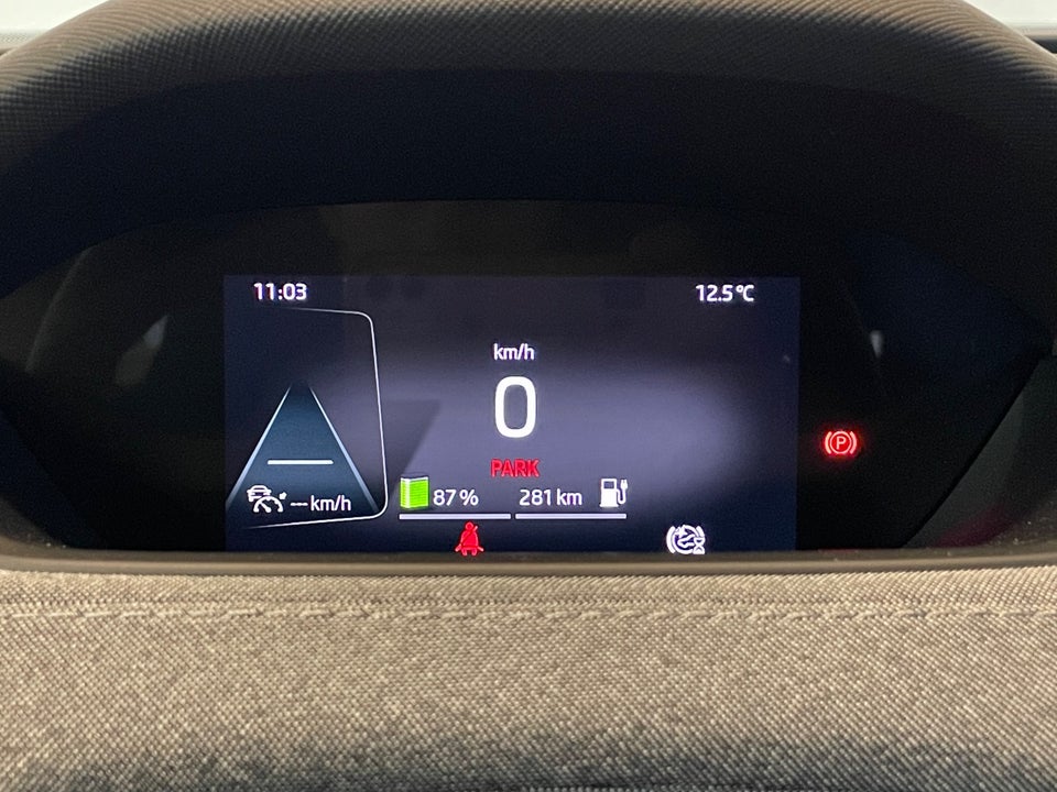 Skoda Enyaq 60 iV Loft 5d