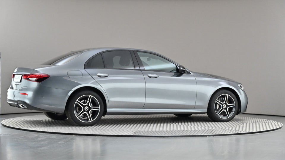 Mercedes E300 e 2,0 AMG Line aut. 4d