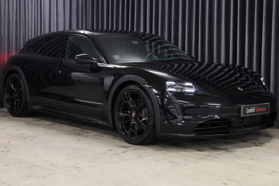 Porsche Taycan 4 Performance+ Cross Turismo 5d