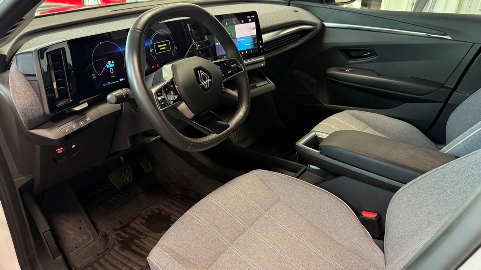 Renault Megane E-Tech 60 Equilibre 5d