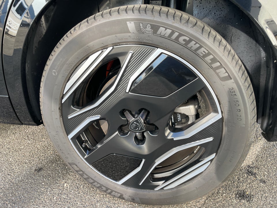 Peugeot e-5008 77 GT Pack 7prs 5d