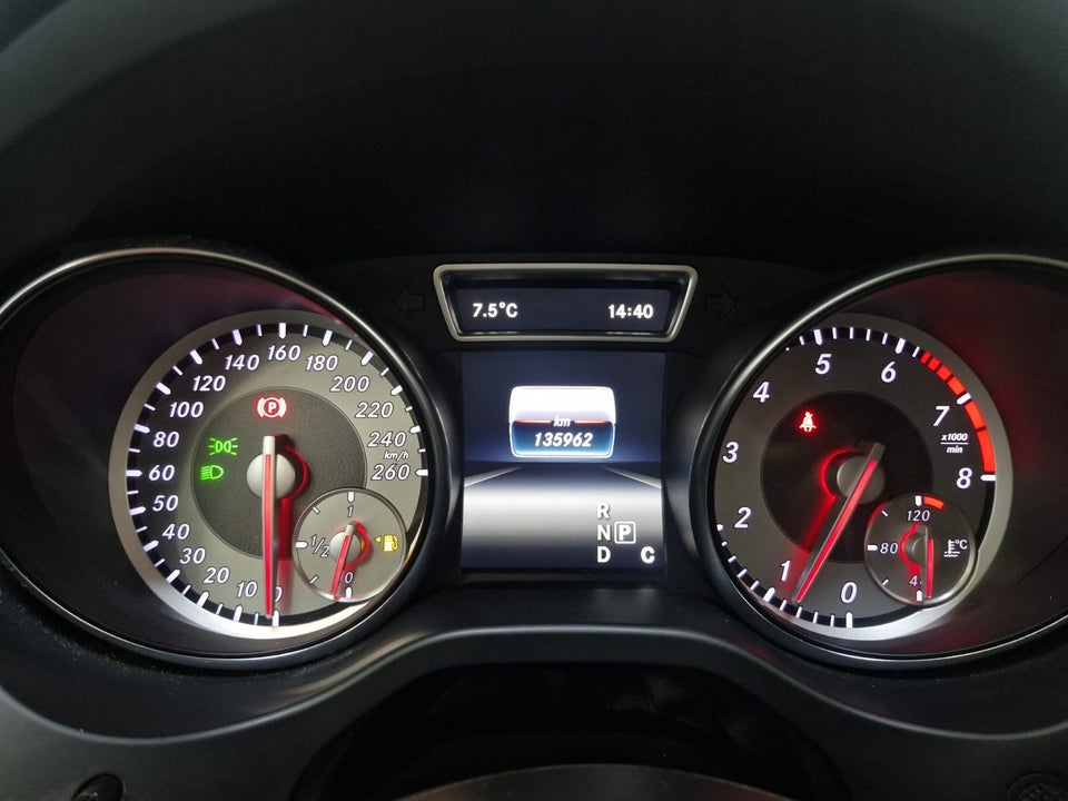 Mercedes CLA200 1,6 Shooting Brake aut. 5d