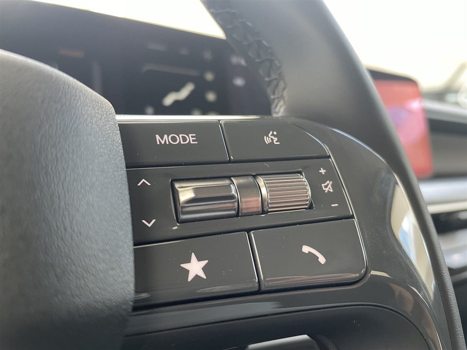 Kia EV9 76 Standard Range Upgrade RWD 7prs 5d