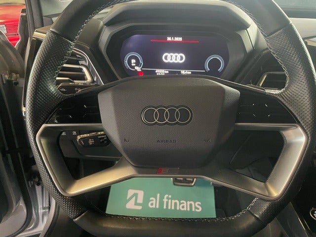 Audi Q4 e-tron 50 S-line quattro 5d