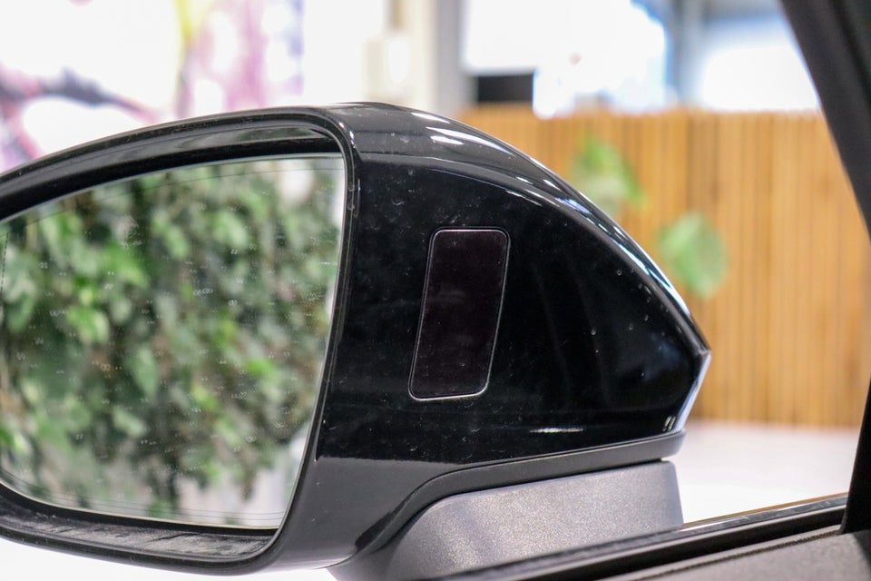 Audi e-tron GT quattro 4d