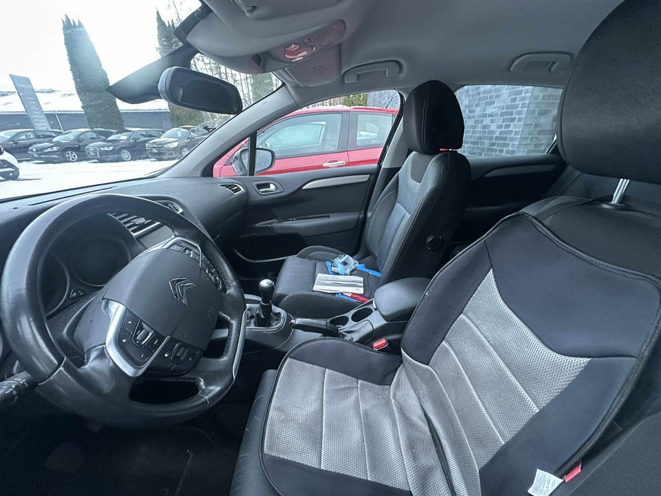 Citroën C4 1,6 VTi 120 Seduction 5d