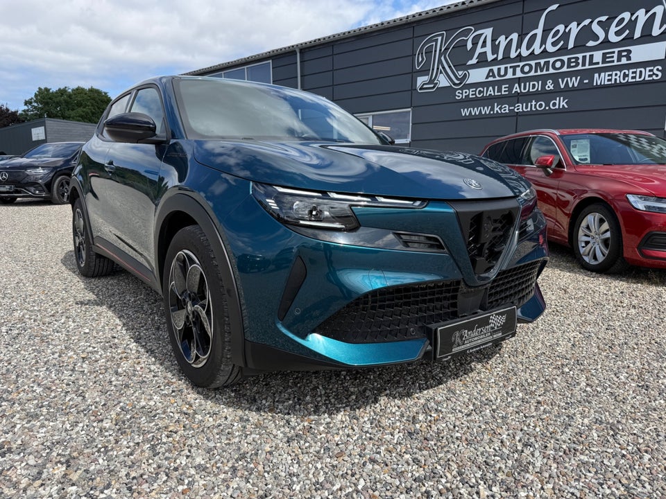 Alfa Romeo Junior Elettrica Speciale 5d