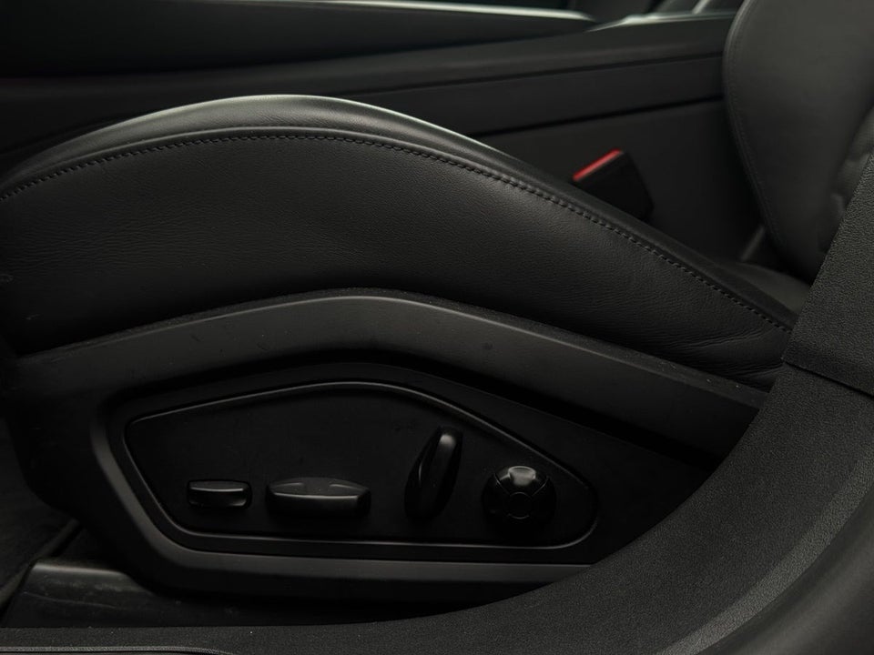 Audi e-tron GT quattro 4d