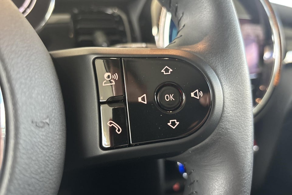 MINI Cooper SE Classic Trim 3d