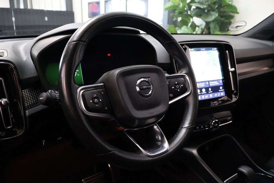 Volvo XC40 P6 ReCharge Plus 5d