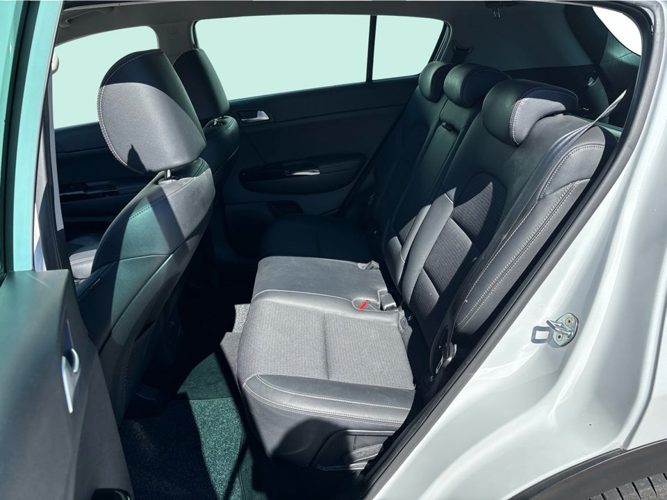 Kia Sportage 1,6 CRDi 136 Intro Edition 5d