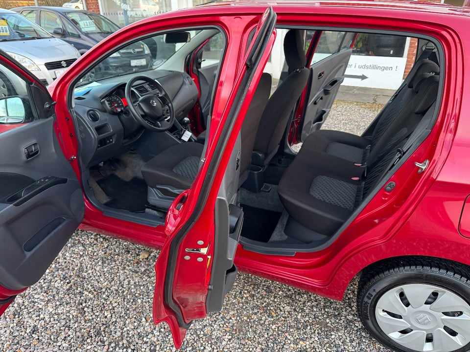 Suzuki Celerio 1,0 Dualjet Club 5d