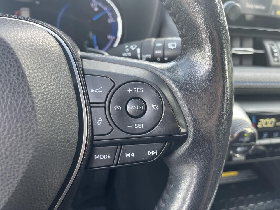 Toyota RAV4 2,5 Hybrid H3 Style MDS 5d