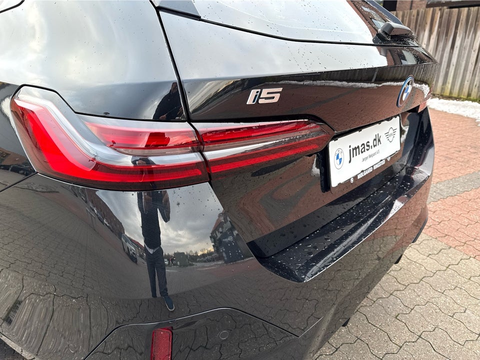 BMW i5 eDrive40 Touring M-Sport Pro 5d
