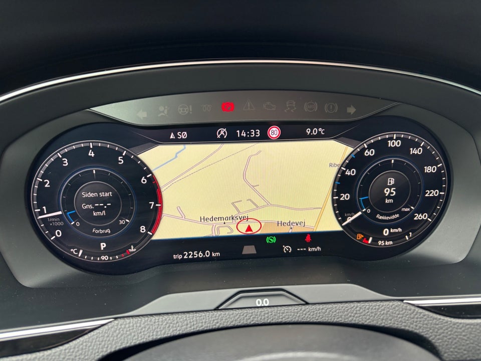 VW Passat 1,4 TSi 150 R-line Variant DSG BMT 5d