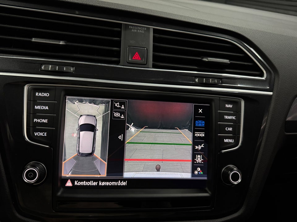 VW Tiguan 2,0 TSi 180 R-line DSG 4Motion Van 5d