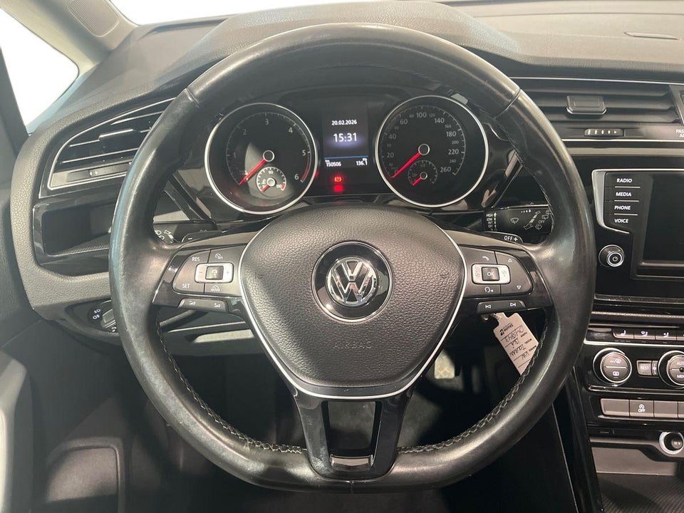 VW Touran 2,0 TDi 150 Highline DSG 5d