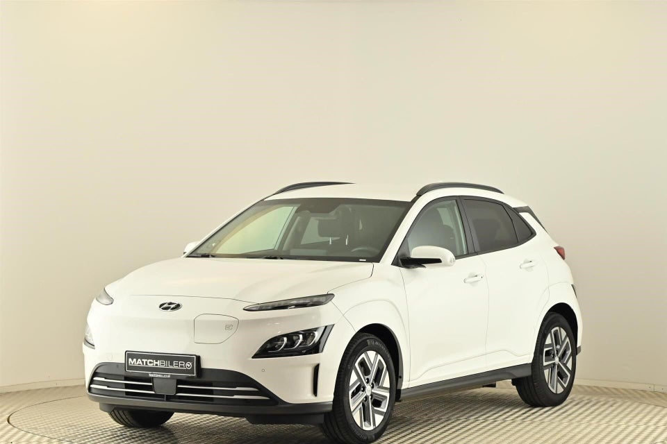 Hyundai Kona 64 EV Essential 5d