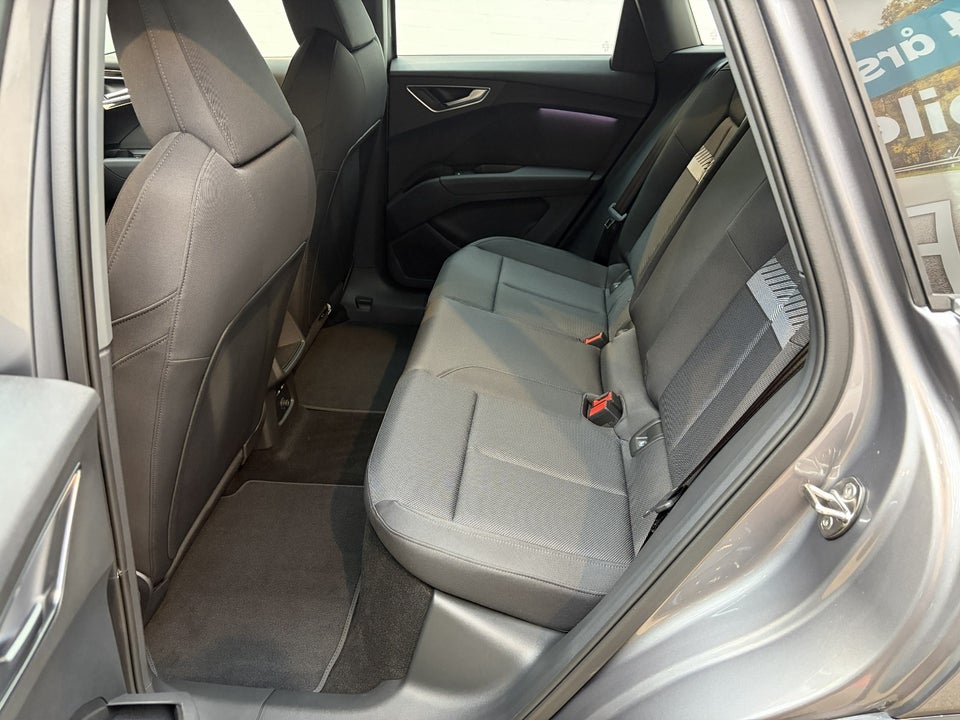 Audi Q4 e-tron 45 Progress quattro 5d