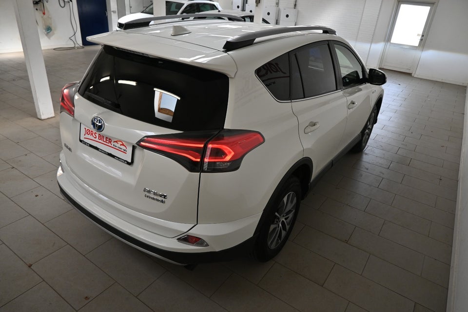 Toyota RAV4 2,5 Hybrid H3 MDS 5d