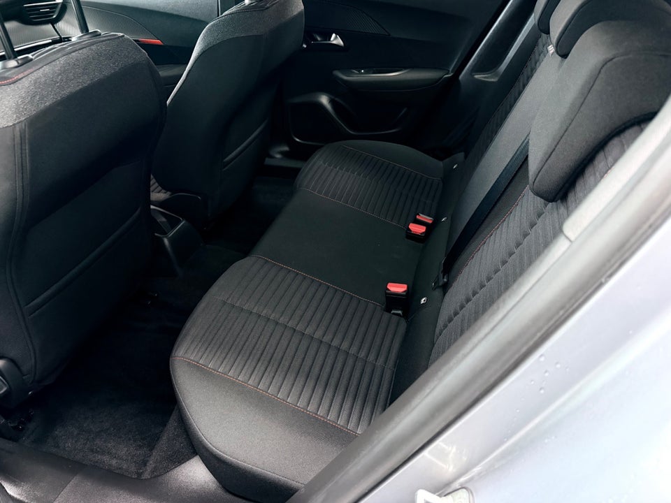 Peugeot 2008 1,2 PureTech 130 Active Pack EAT8 5d