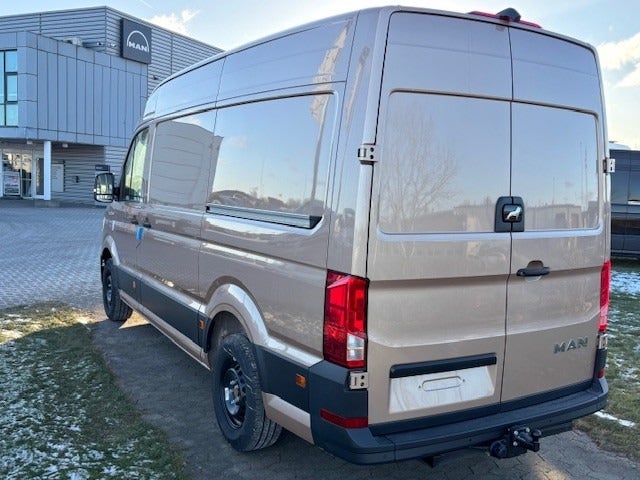 MAN TGE 2,0 3.180 Kassevogn L3H3 aut. FWD