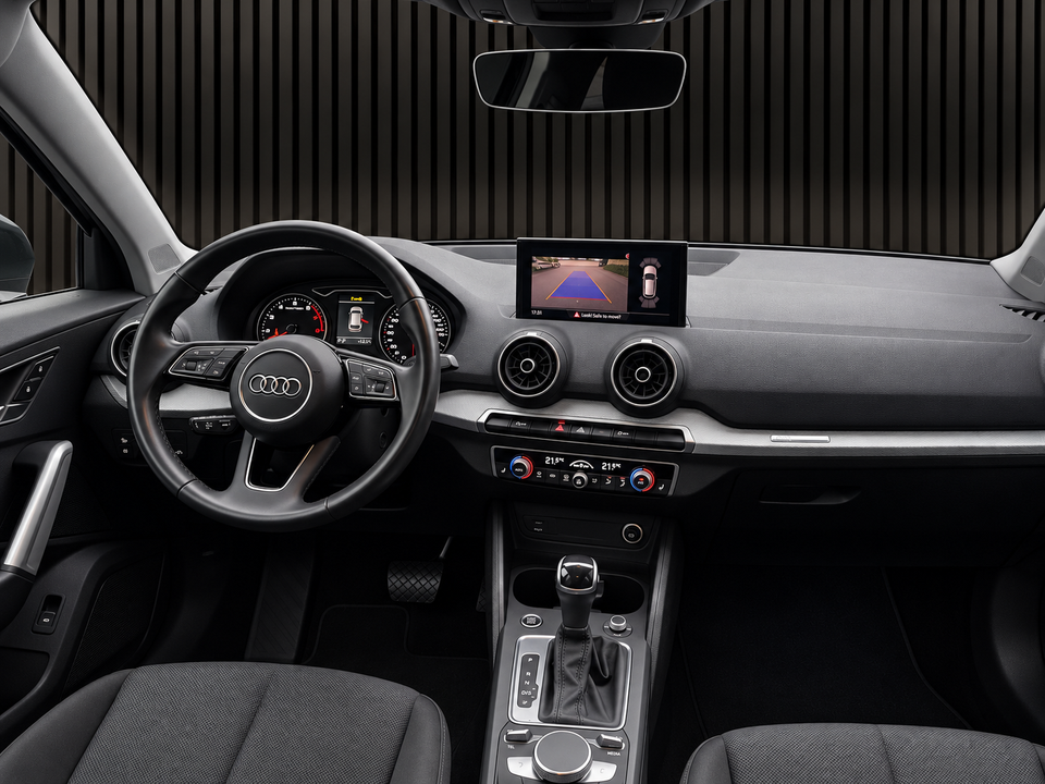 Audi Q2 35 TFSi Prestige S-tr. 5d