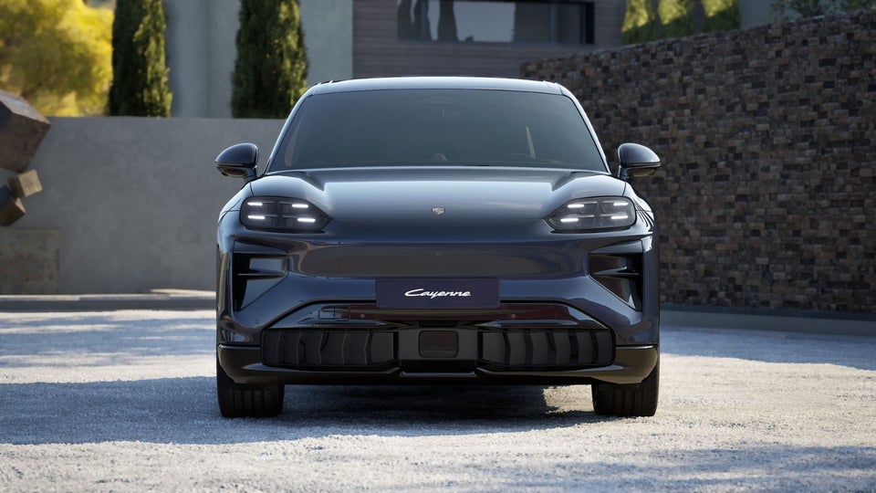 Porsche Cayenne Turbo Electric 5d