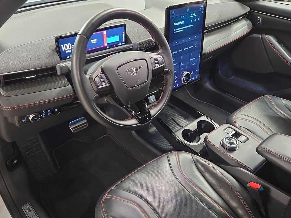 Ford Mustang Mach-E 98 Extended Range AWD 5d