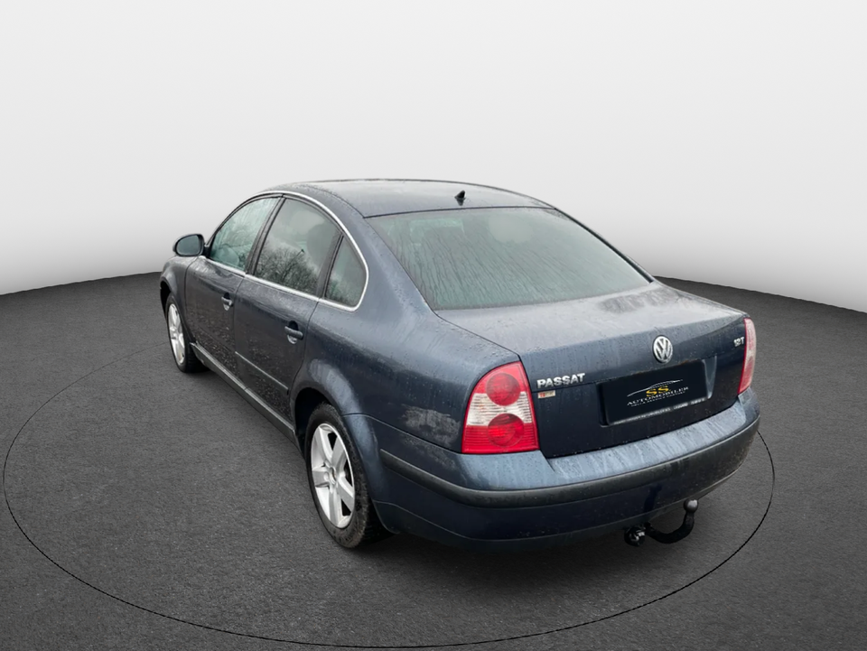 VW Passat 1,8 T 4d
