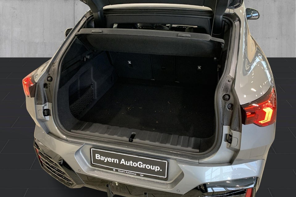 BMW iX2 eDrive20 M-Sport 5d