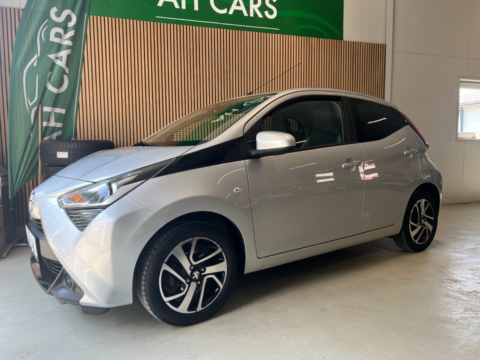 Toyota Aygo 1,0 VVT-i x-pression 5d