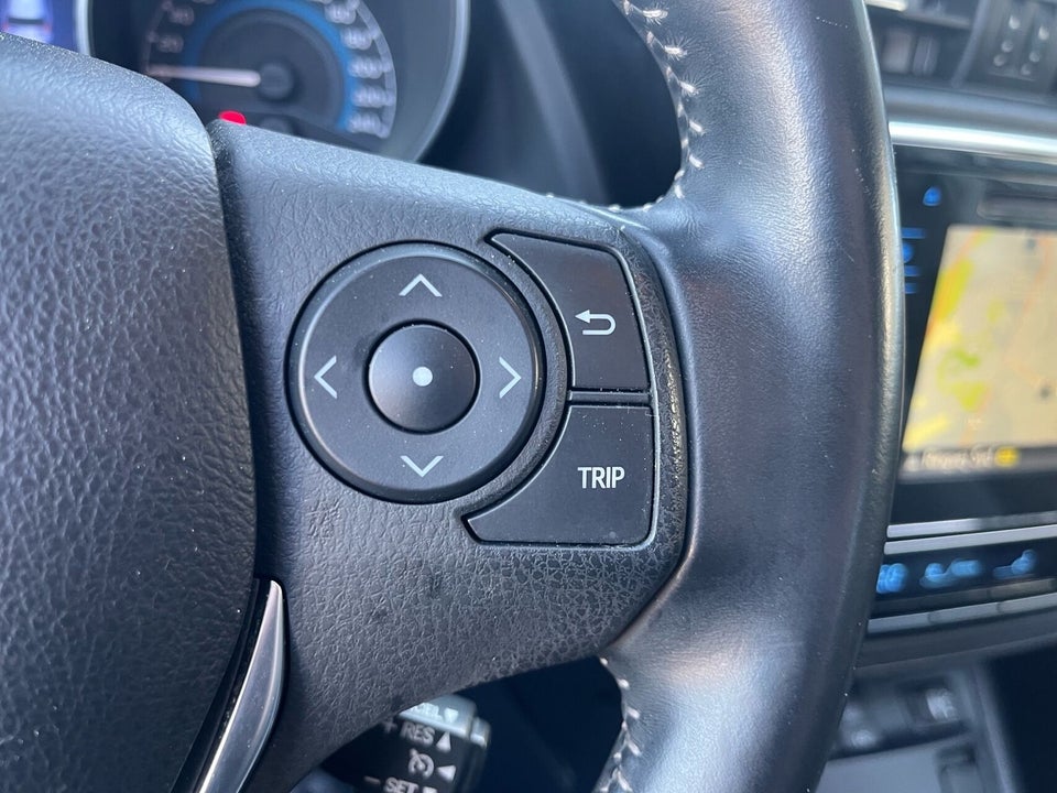 Toyota Auris 1,8 Hybrid H2 Comfort Touring Sports CVT 5d