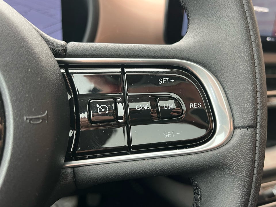 Fiat 500e 42 Icon Sky 3d