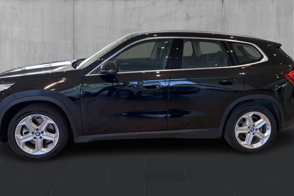 BMW iX1 xDrive30 X-Line 5d