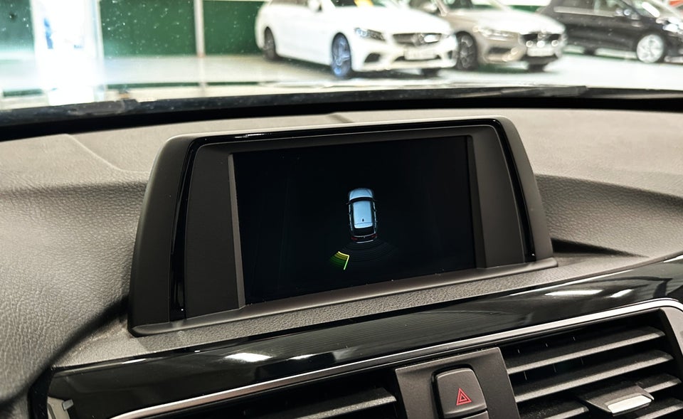 BMW 320d 2,0 Touring Advantage aut. 5d