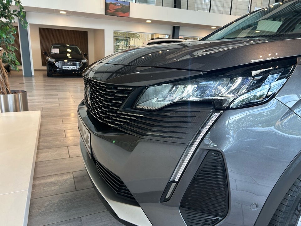 Peugeot 3008 1,5 BlueHDi First Selection EAT8 5d