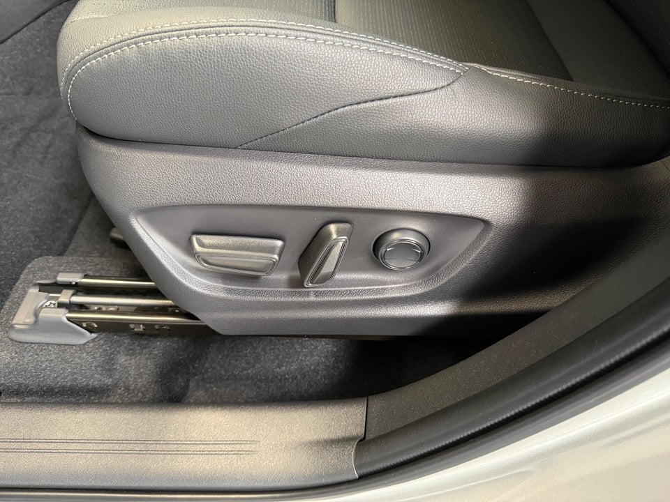 Toyota bZ4X Executive Premium 5d