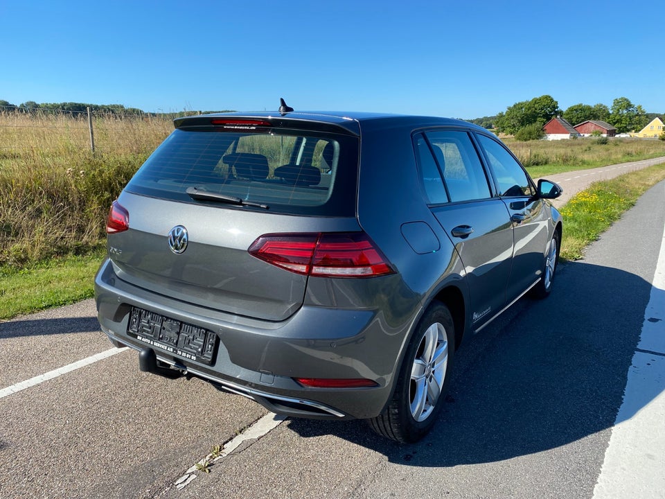 VW Golf VII 2,0 TDi 150 Comfortline DSG 5d