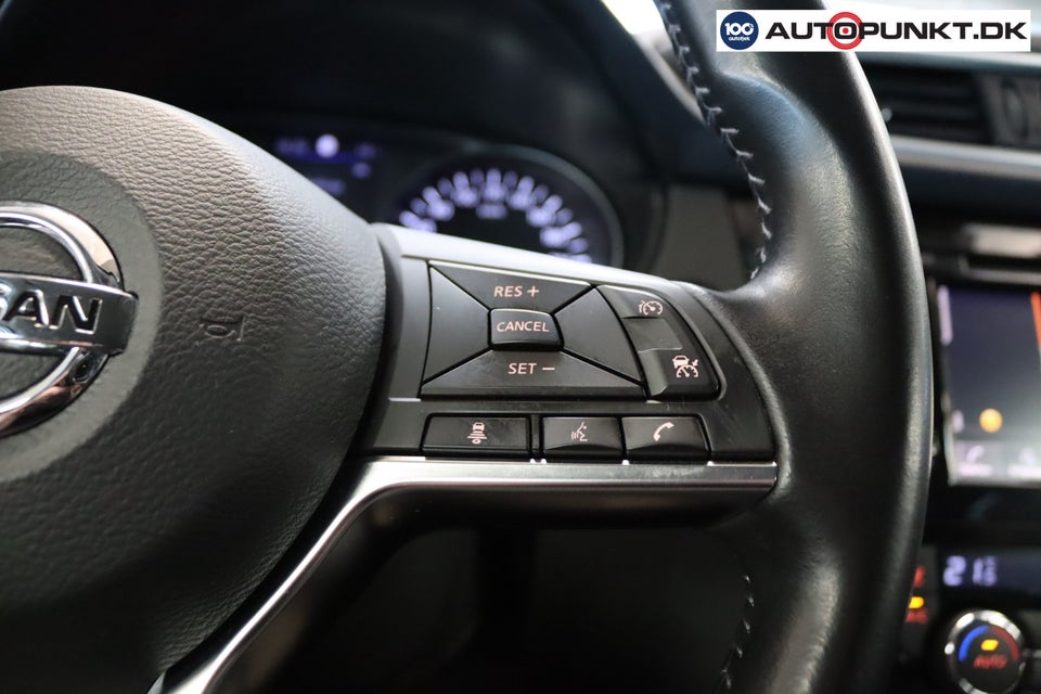 Nissan Qashqai 1,3 Dig-T 140 N-Connecta 5d