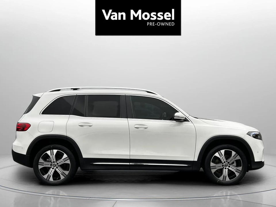 Mercedes EQB300 Progressive 4Matic 5d