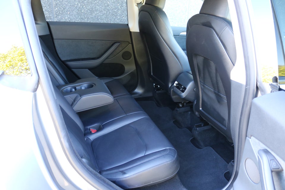 Tesla Model Y Performance AWD 5d