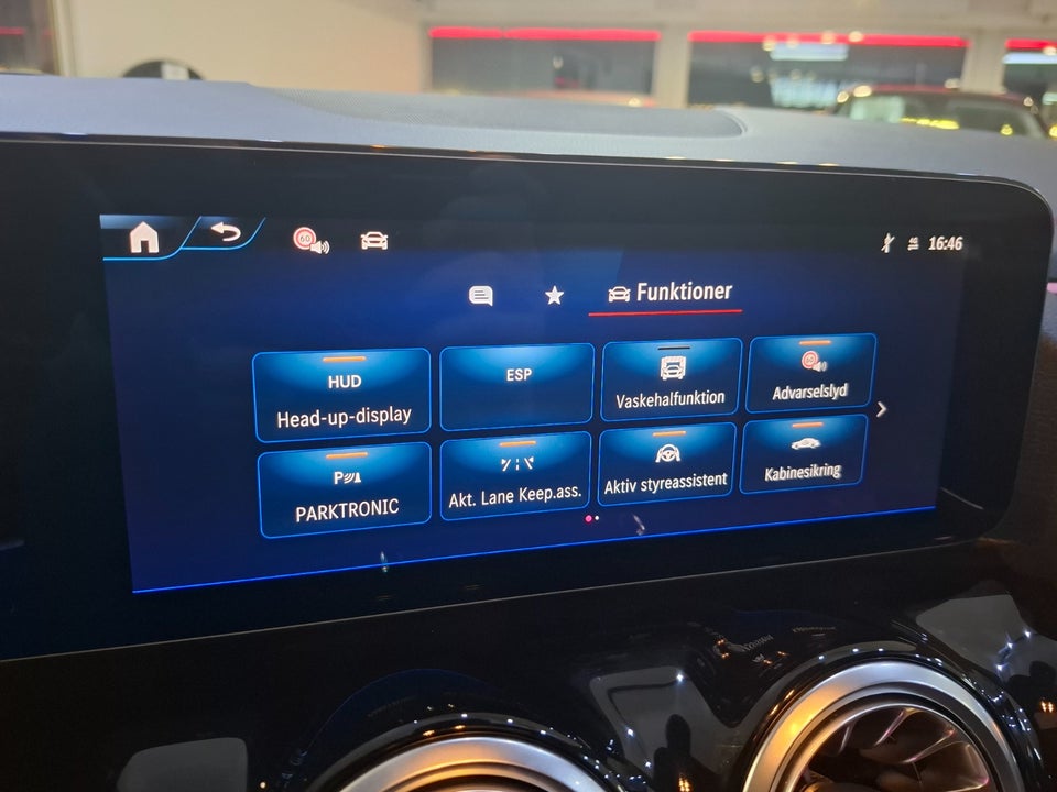 Mercedes EQA350 AMG Line 4Matic 5d