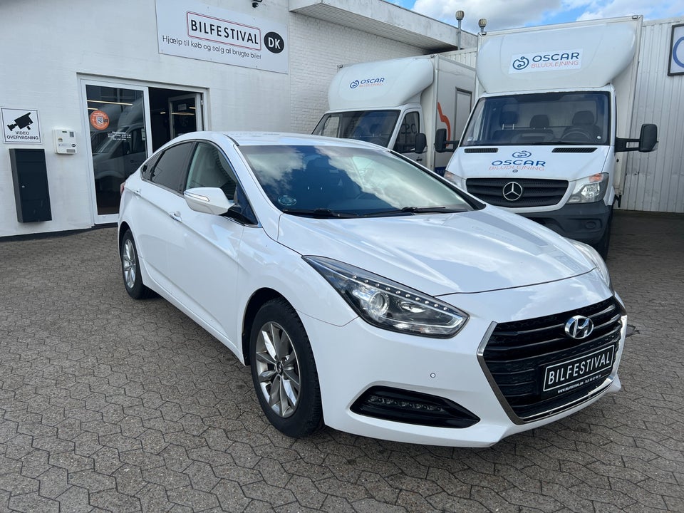 Hyundai i40 1,7 CRDi 115 Premium 4d