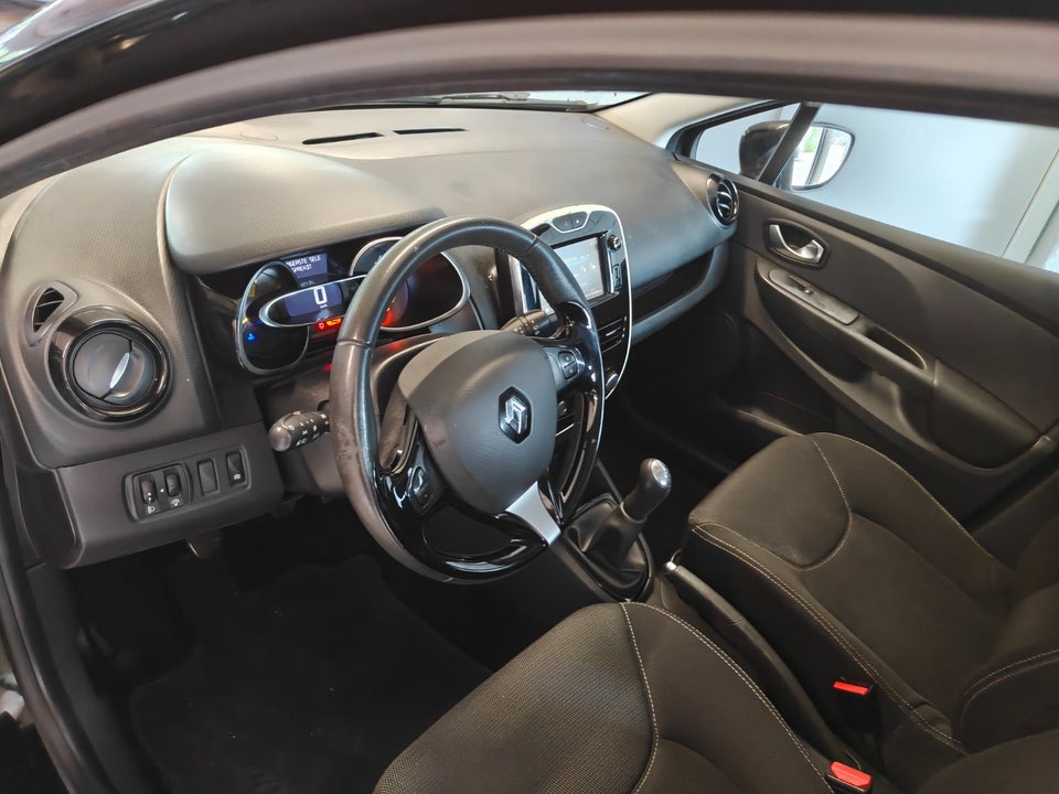 Renault Clio IV 0,9 TCe 90 Formula Edition Sport Tourer 5d