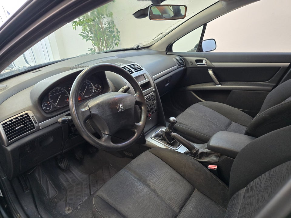 Peugeot 407 1,8 XR stc. 5d