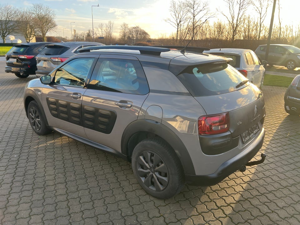 Citroën C4 Cactus 1,6 BlueHDi 100 Feel Van 5d