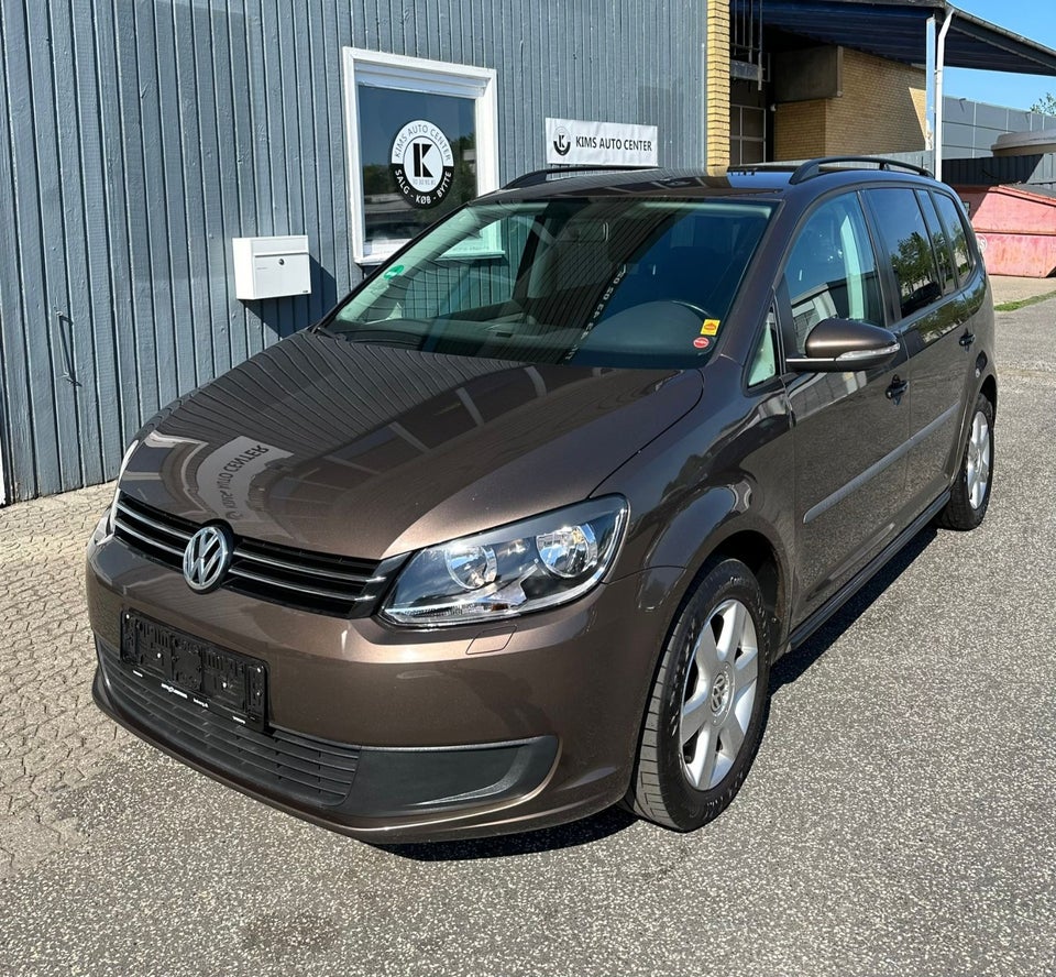 VW Touran 1,6 TDi 105 Comfortline BMT 7prs 5d