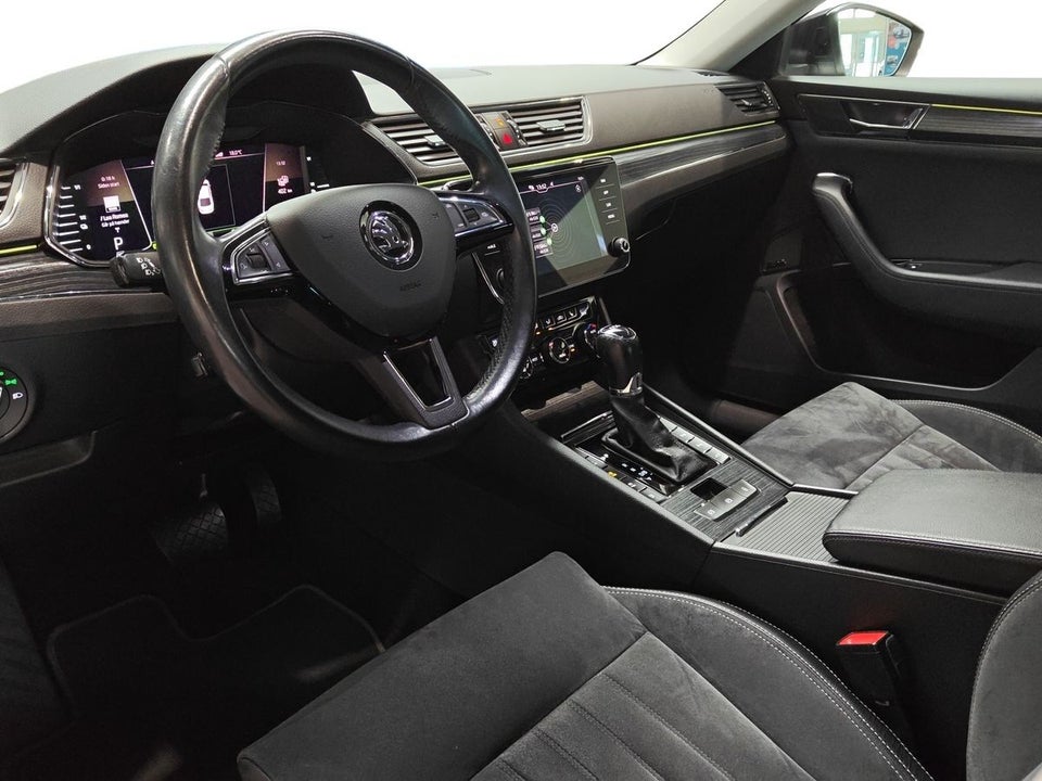 Skoda Superb 1,4 TSi iV Plus DSG 5d